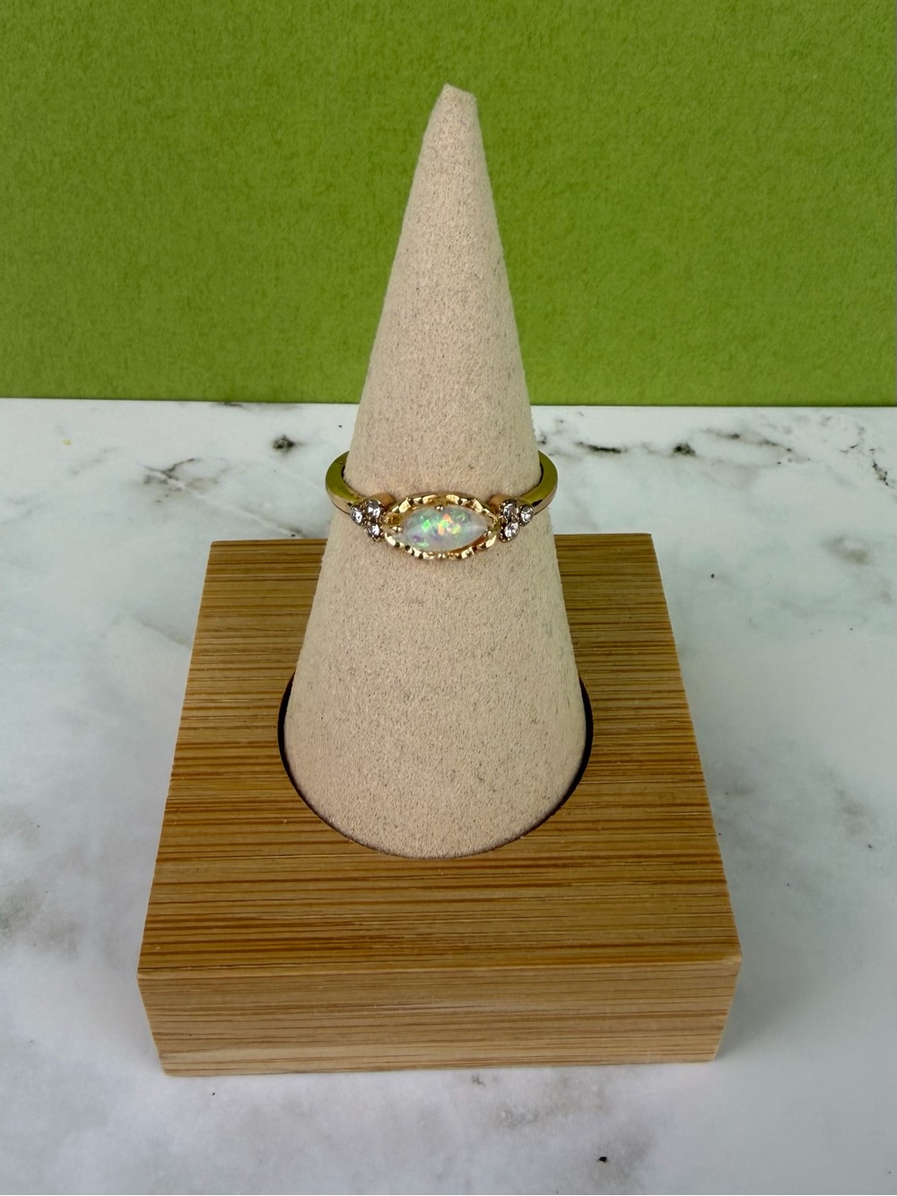 Vintage Faux Opal Marquise Ring Gold Plated Clear Rhinestone Side Accent Size 8